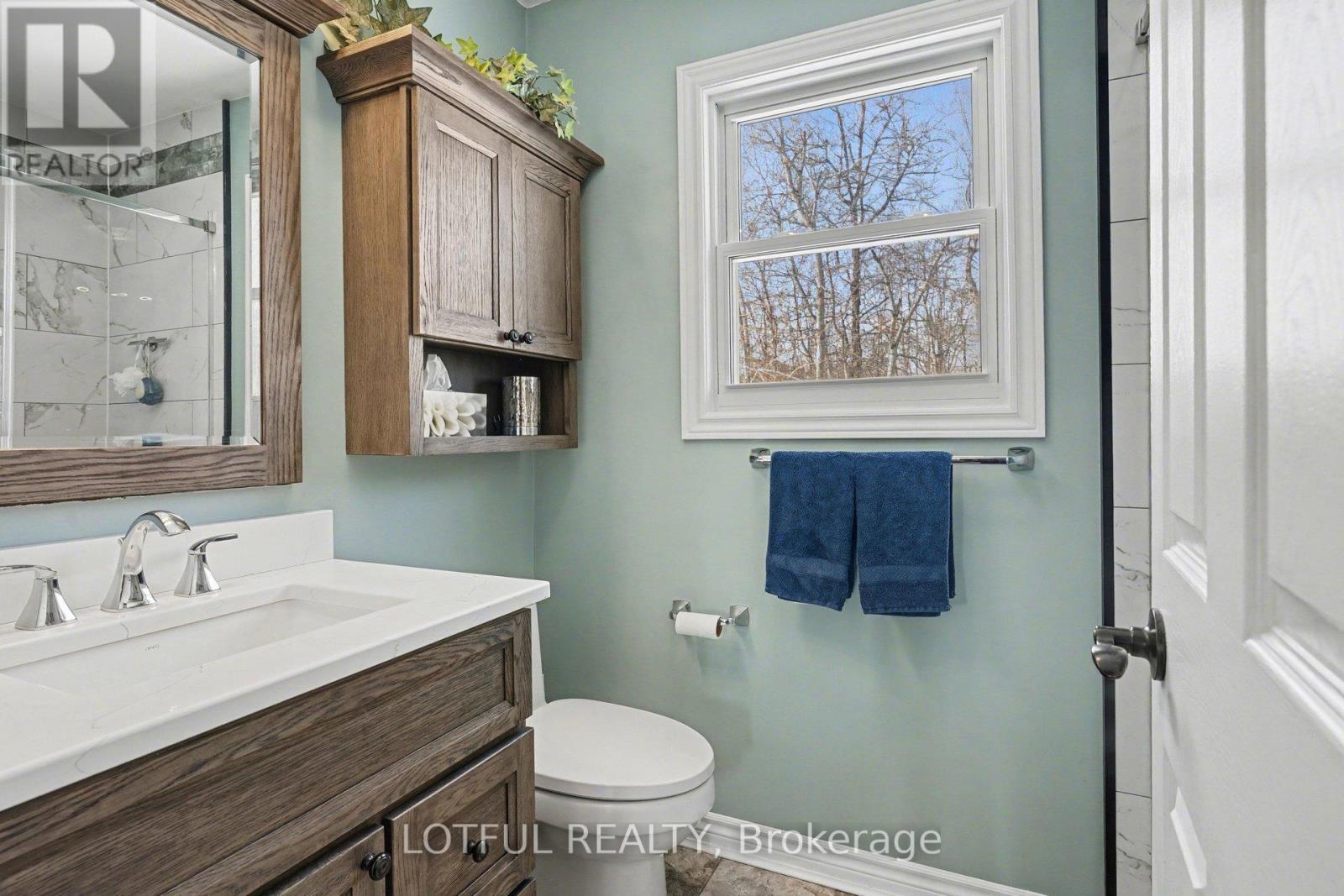 2212 Chalmers Crescent, Innisfil, Ontario  L9S 1Y6 - Photo 26 - N12835572