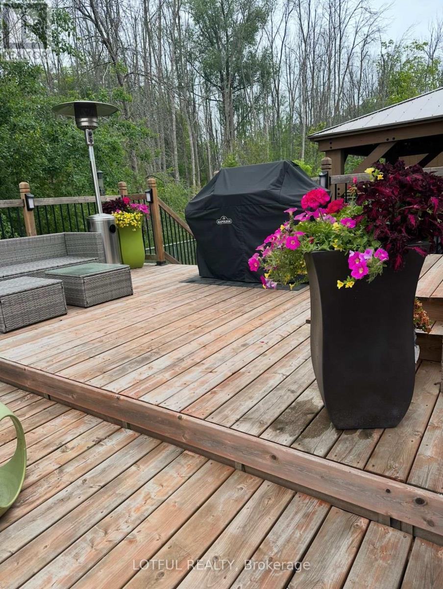 2212 Chalmers Crescent, Innisfil, Ontario  L9S 1Y6 - Photo 32 - N12835572