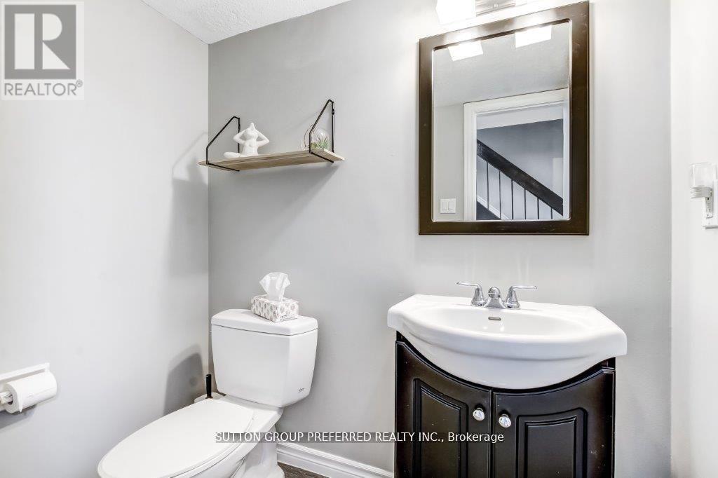 10 Berkshire Court, London South, Ontario  N6J 3N7 - Photo 11 - X12835584