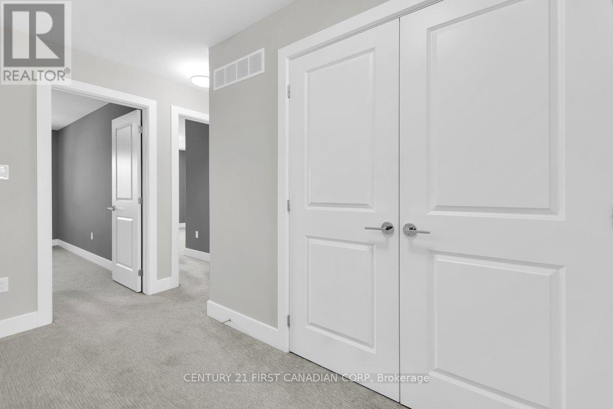 21 - 601 Lions Park Drive, Strathroy-Caradoc, Ontario  N0L 1W0 - Photo 20 - X12835624