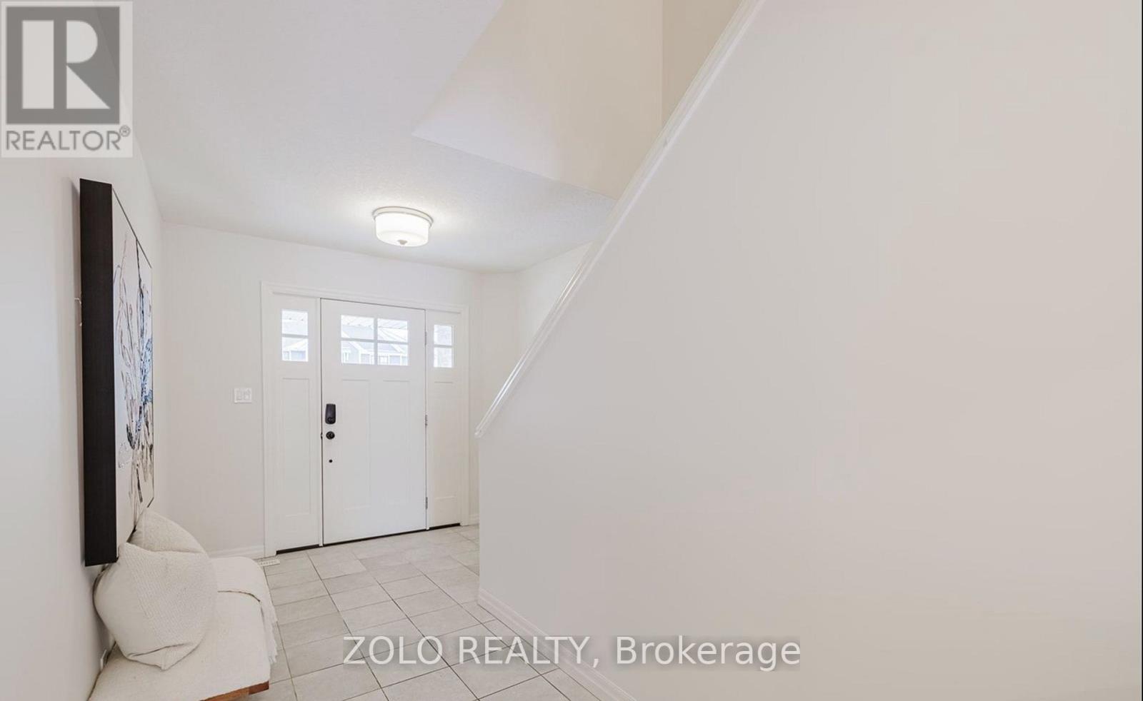 9 Charter Creek Court, St. Thomas, Ontario  N5R 0L2 - Photo 4 - X12835662