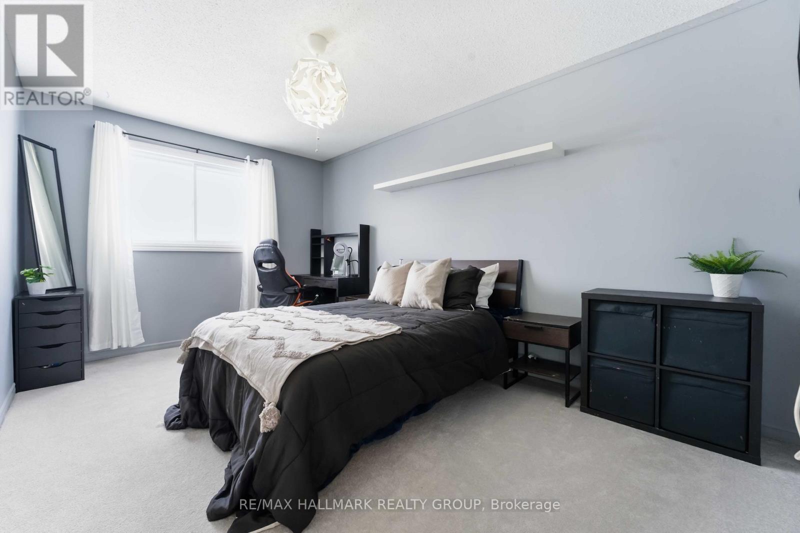 1091 Burgundy Lane, Ottawa, Ontario  K1C 2M9 - Photo 24 - X12835610