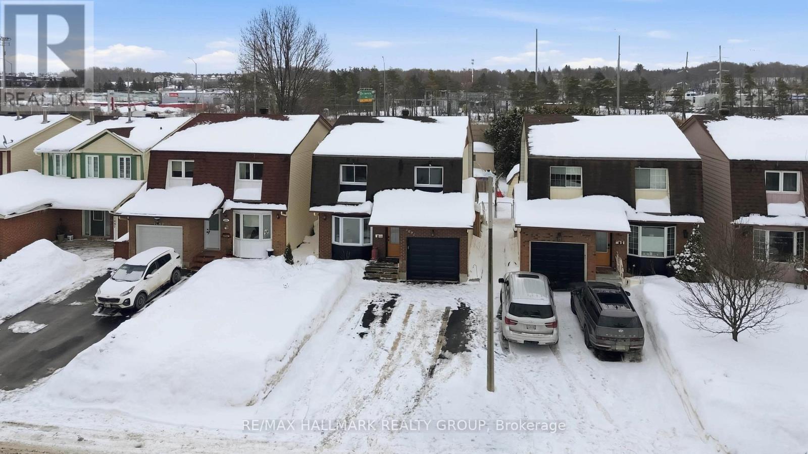 1091 Burgundy Lane, Ottawa, Ontario  K1C 2M9 - Photo 33 - X12835610
