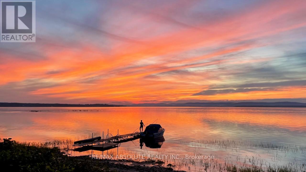 4098 ARMITAGE AVENUE, Ottawa, Ontario