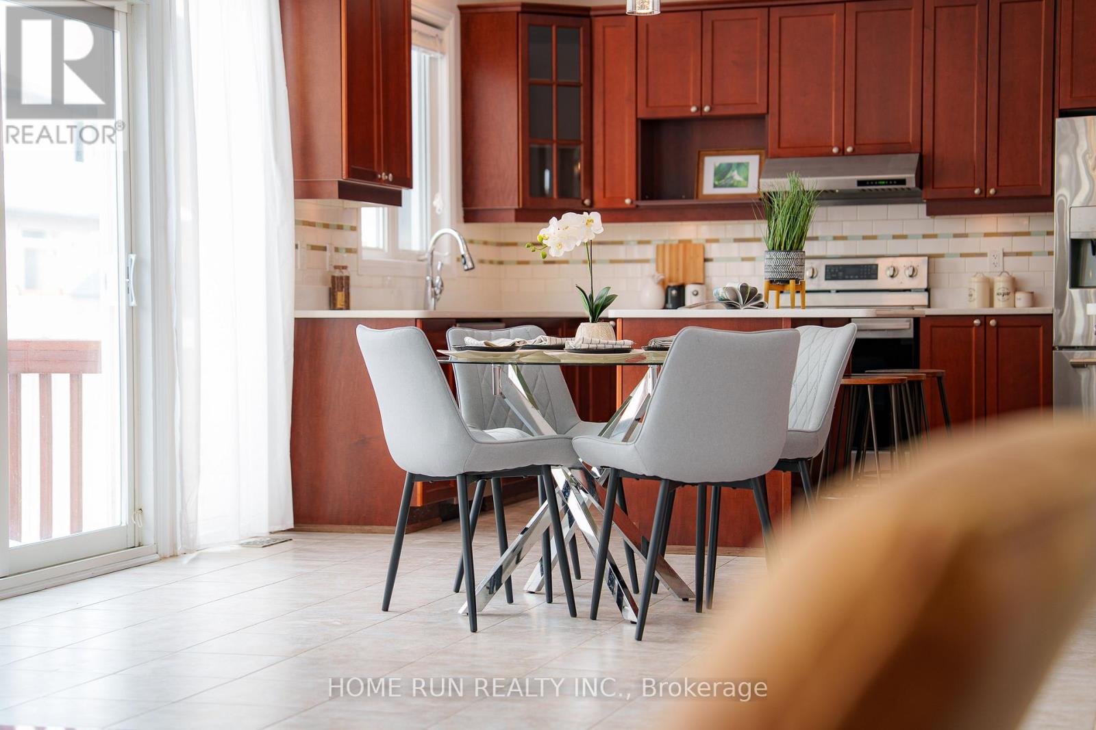 531 Bretby Crescent, Ottawa, Ontario  K2J 5P9 - Photo 6 - X12835798