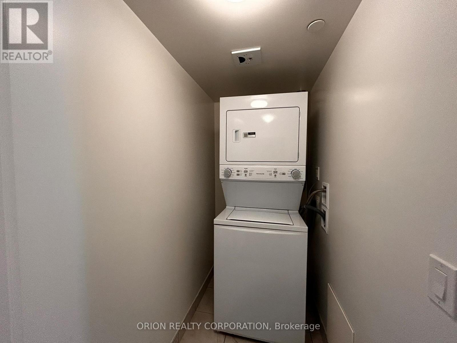 1301 - 1010 Sandy Beach Road, Pickering, Ontario  L1W 0C7 - Photo 13 - E12833406