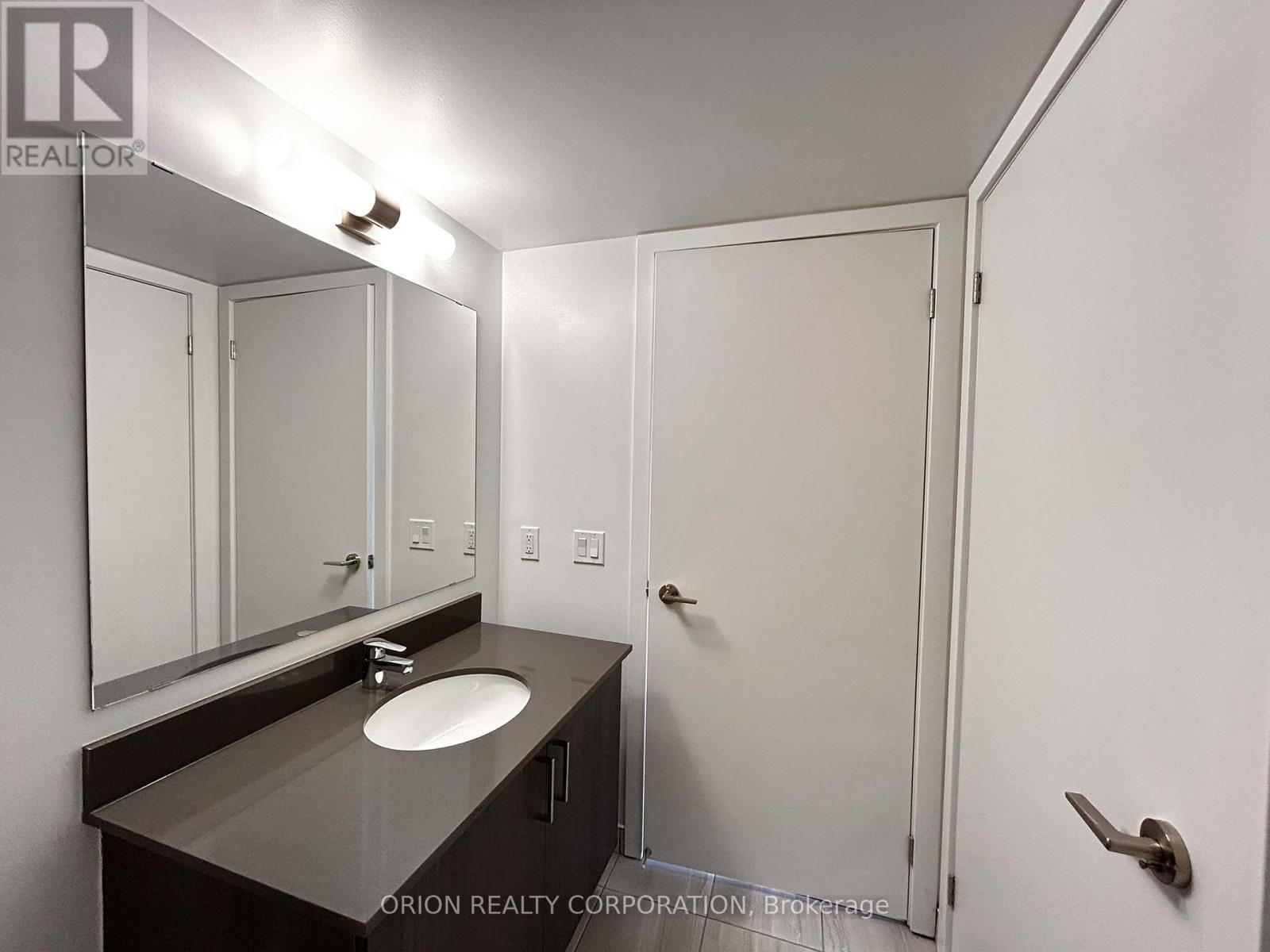 1301 - 1010 Sandy Beach Road, Pickering, Ontario  L1W 0C7 - Photo 12 - E12833406