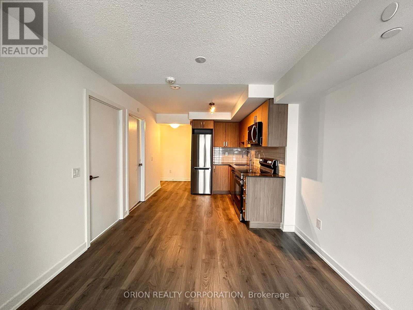 1301 - 1010 Sandy Beach Road, Pickering, Ontario  L1W 0C7 - Photo 8 - E12833406