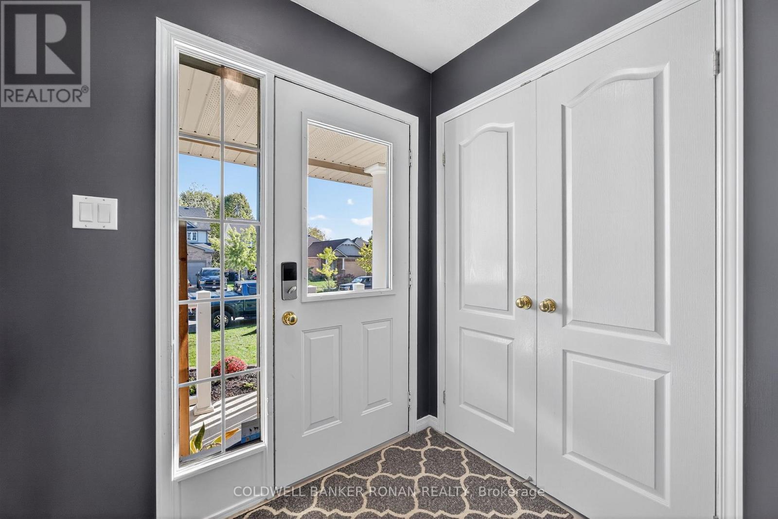 60 Wallace Street, New Tecumseth (Alliston), Ontario  L9R 2G6 - Photo 5 - N12834914