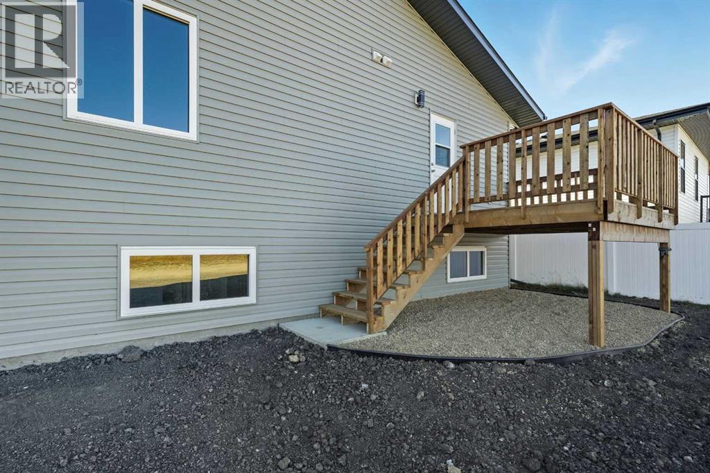 66 Metcalf Way, Lacombe, Alberta  T4L 0J9 - Photo 36 - A2289243