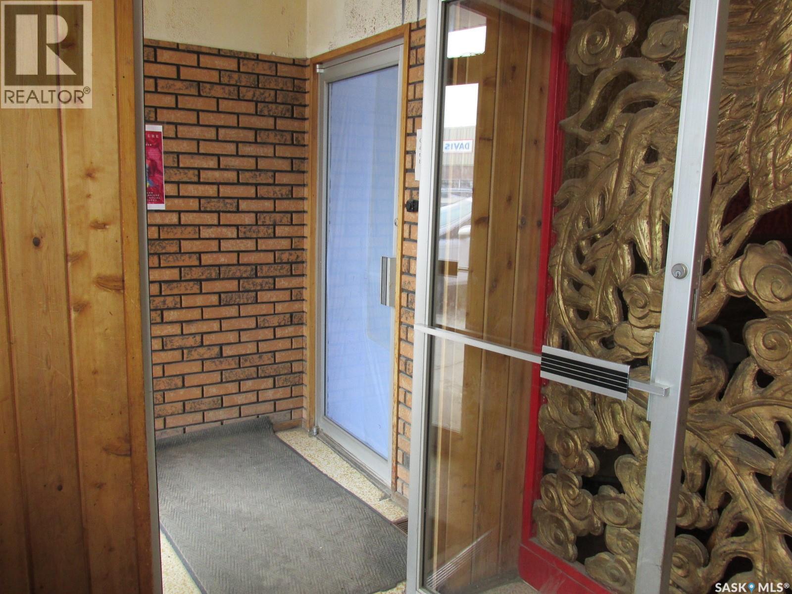 105 1st Avenue W, Nipawin, Saskatchewan  S0E 1E0 - Photo 5 - SK008932