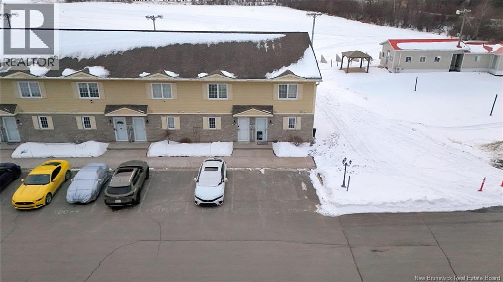 500 Riverside Drive Unit# 2, Fredericton, New Brunswick  E3A 8C2 - Photo 1 - NB133971