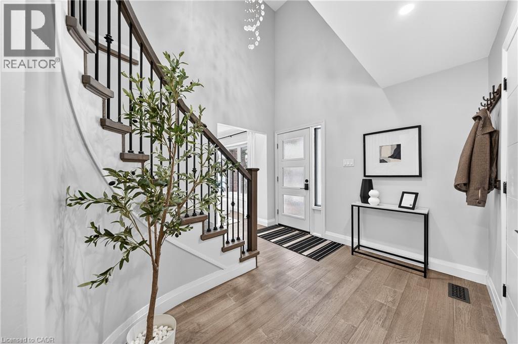 166 Westvale Drive, Waterloo, Ontario  N2T 1C2 - Photo 6 - 40807092