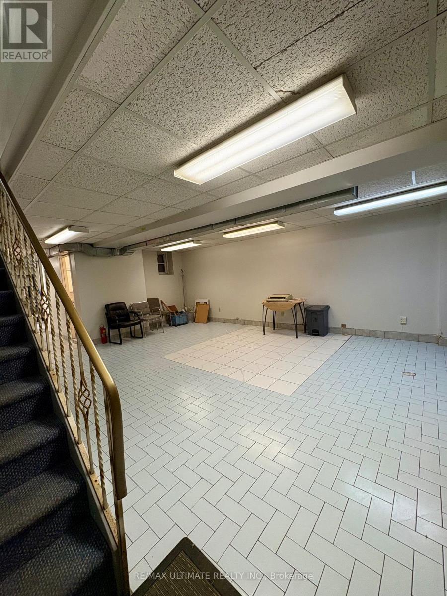 1152 College Street, Toronto, Ontario  M6H 1B6 - Photo 15 - C12835570