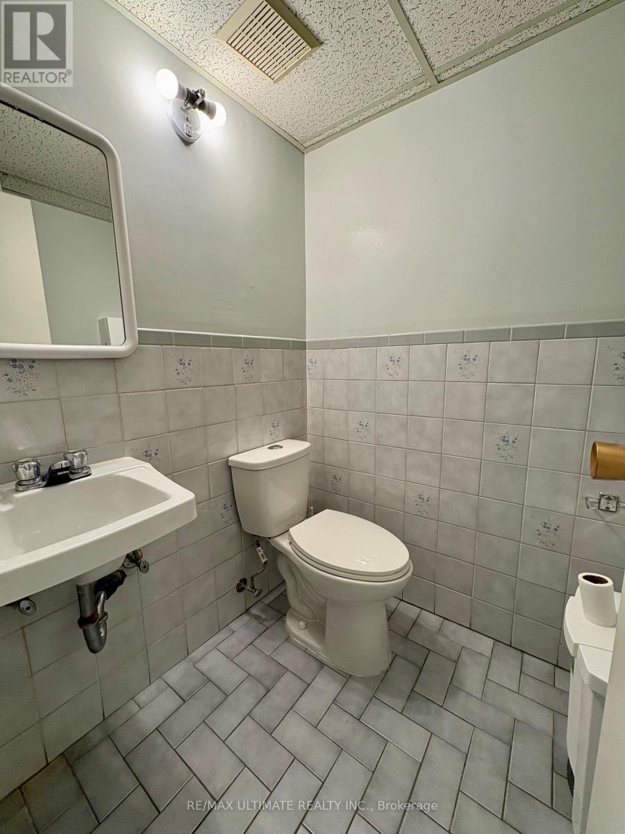 1152 College Street, Toronto, Ontario  M6H 1B6 - Photo 23 - C12835570