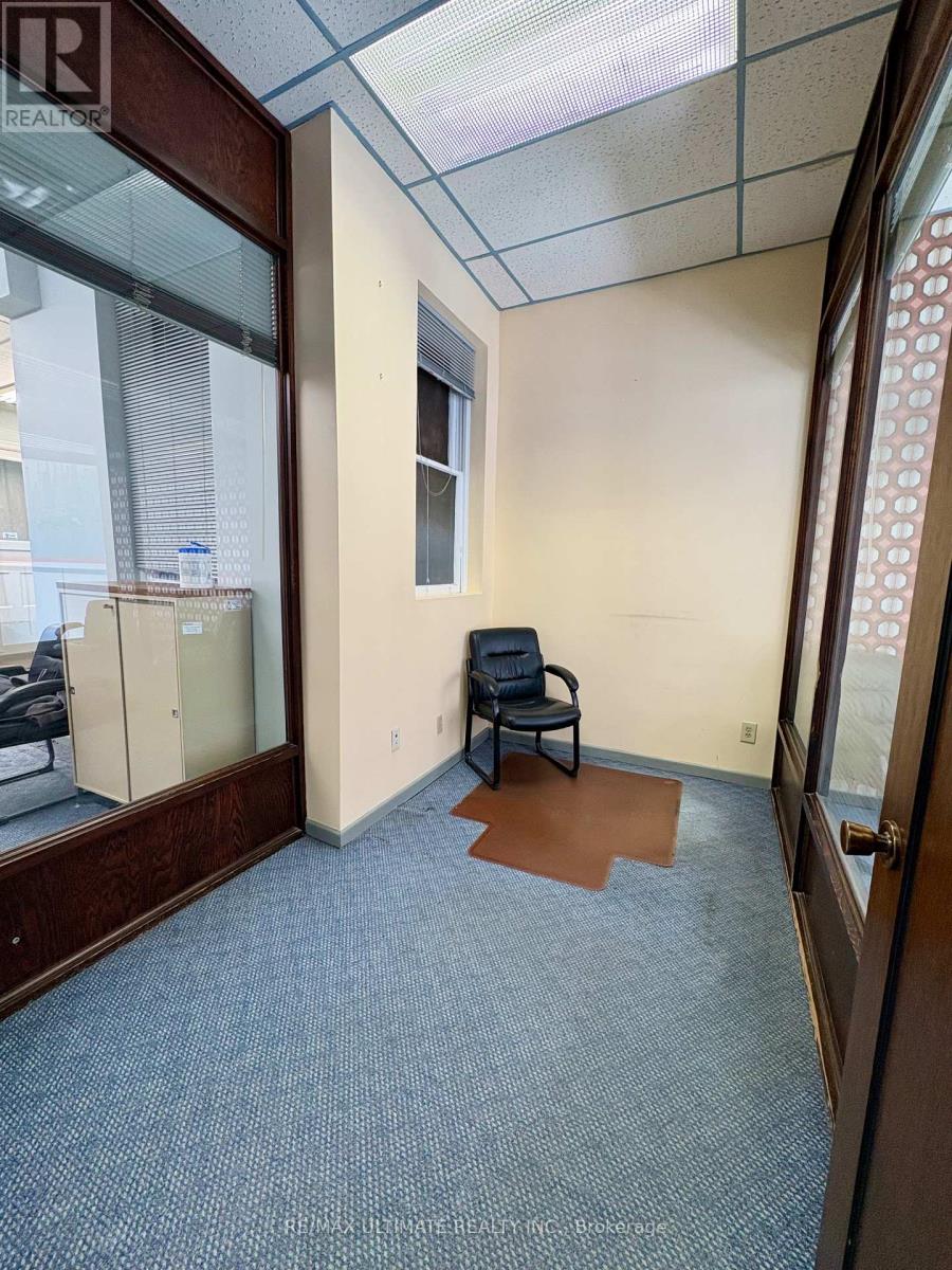 1152 College Street, Toronto, Ontario  M6H 1B6 - Photo 8 - C12835570