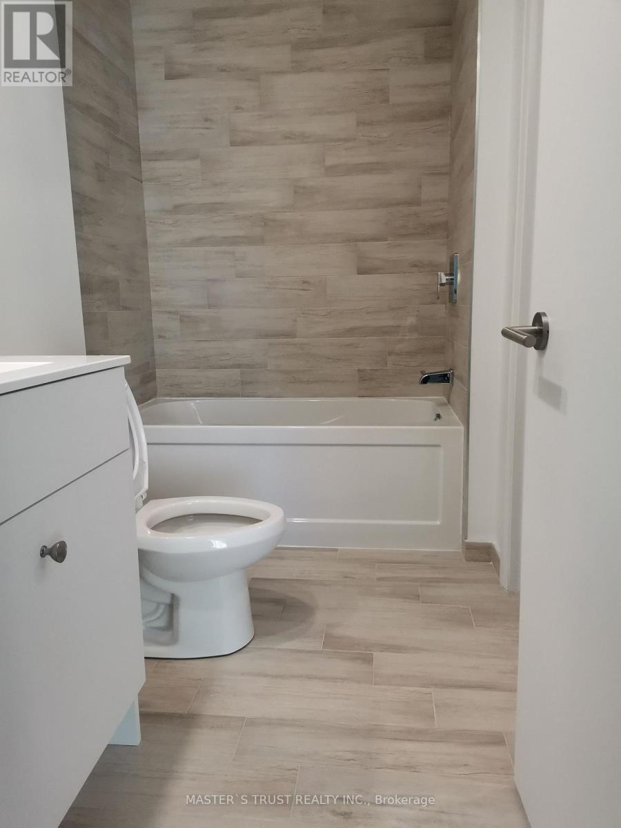 2505 - 75 Canterbury Place, Toronto, Ontario  M2N 0L2 - Photo 4 - C12835596