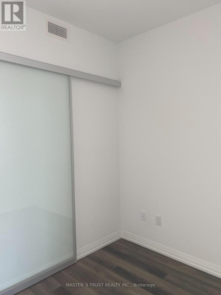 2505 - 75 Canterbury Place, Toronto, Ontario  M2N 0L2 - Photo 5 - C12835596