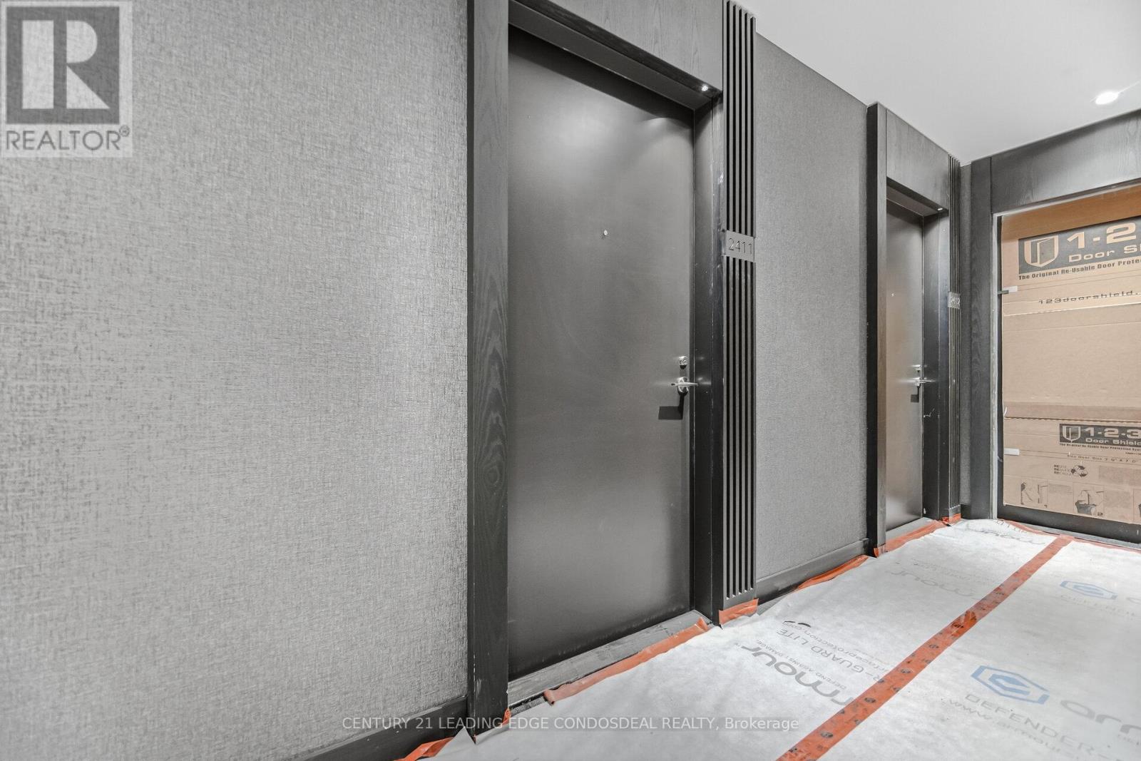 2411 - 110 Broadway Avenue, Toronto, Ontario  M4P 1V7 - Photo 10 - C12835692