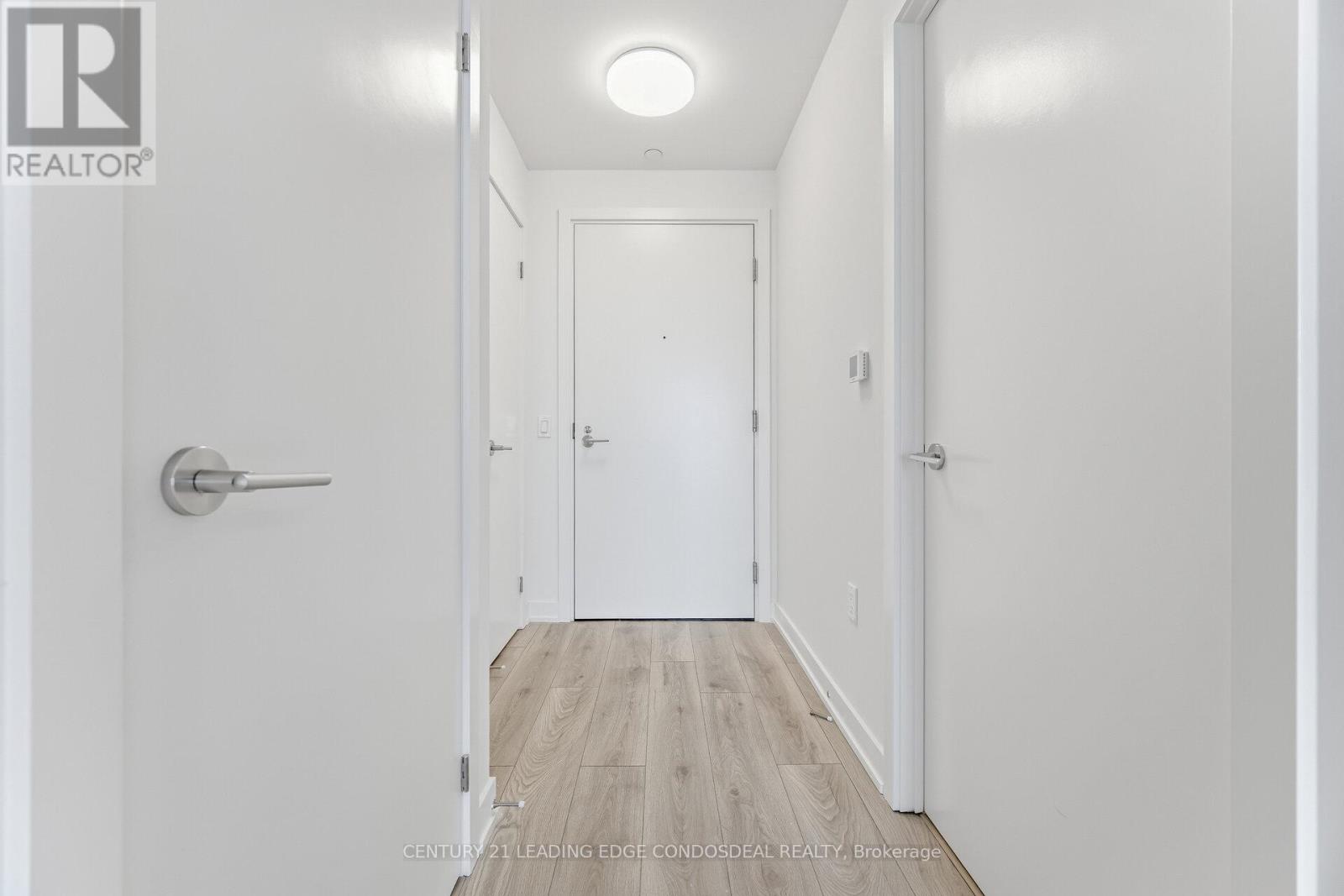 2411 - 110 Broadway Avenue, Toronto, Ontario  M4P 1V7 - Photo 11 - C12835692