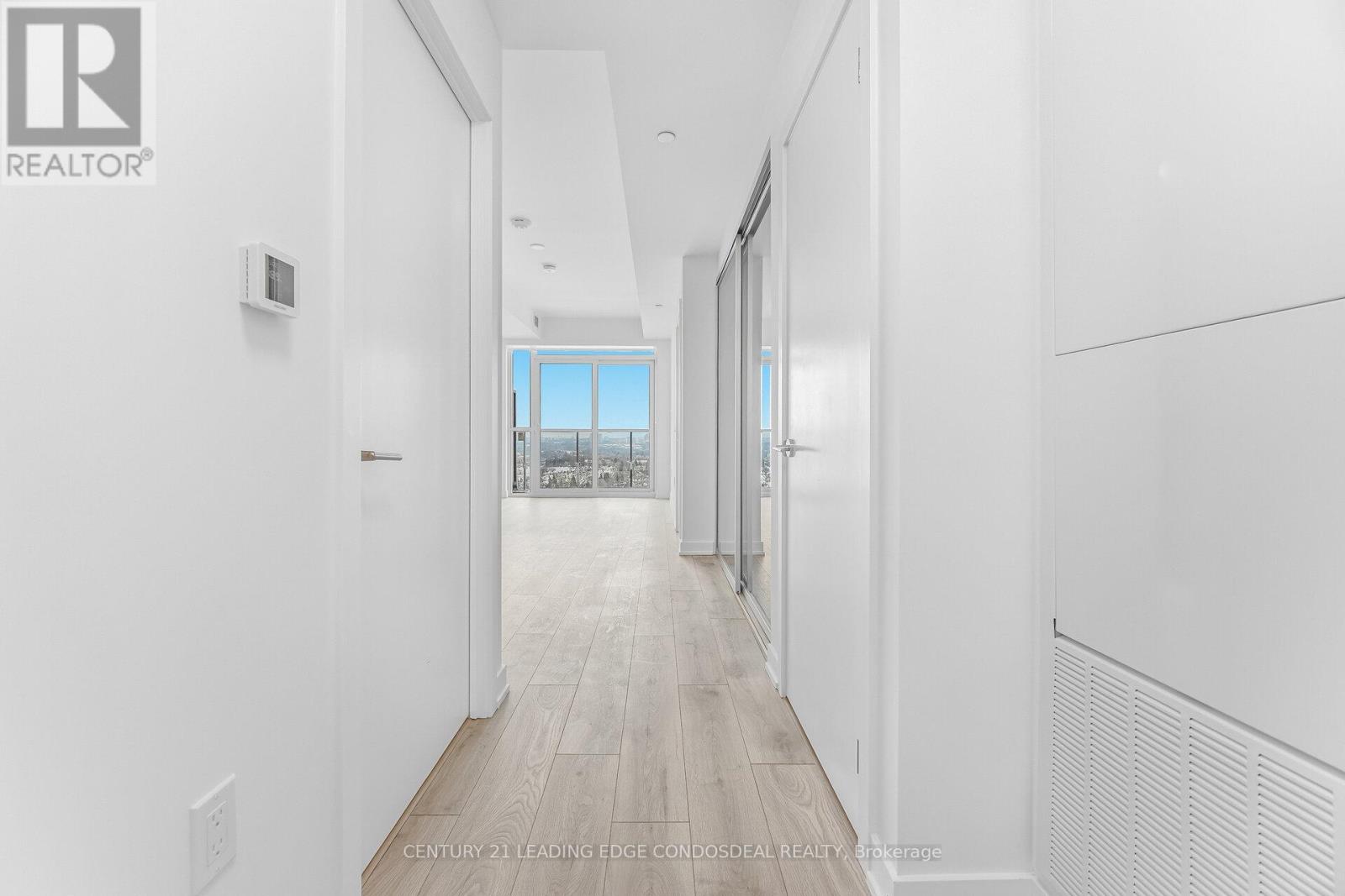 2411 - 110 Broadway Avenue, Toronto, Ontario  M4P 1V7 - Photo 12 - C12835692