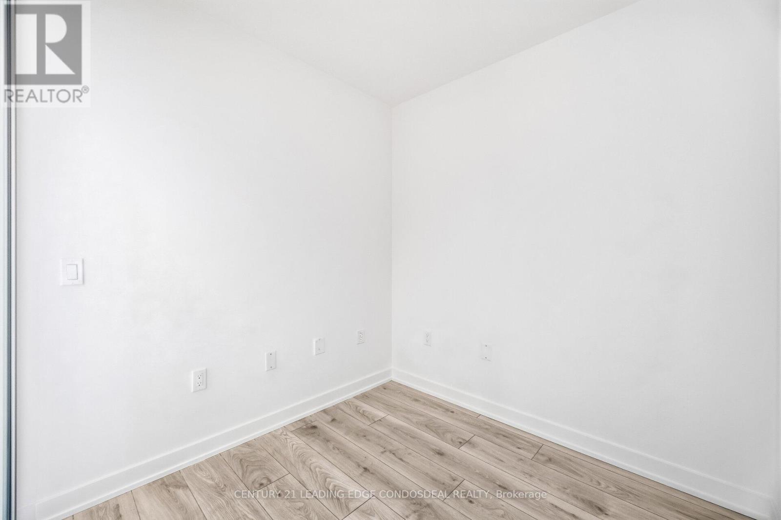 2411 - 110 Broadway Avenue, Toronto, Ontario  M4P 1V7 - Photo 31 - C12835692