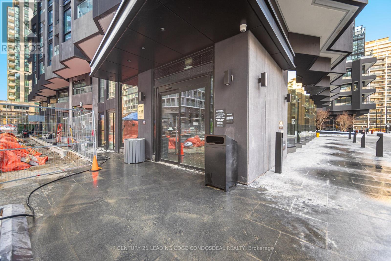 2411 - 110 Broadway Avenue, Toronto, Ontario  M4P 1V7 - Photo 4 - C12835692