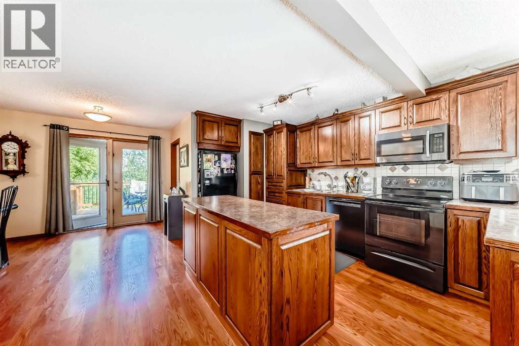 22 Glenhill Drive, Cochrane, Alberta  T4C 1G8 - Photo 17 - A2287701