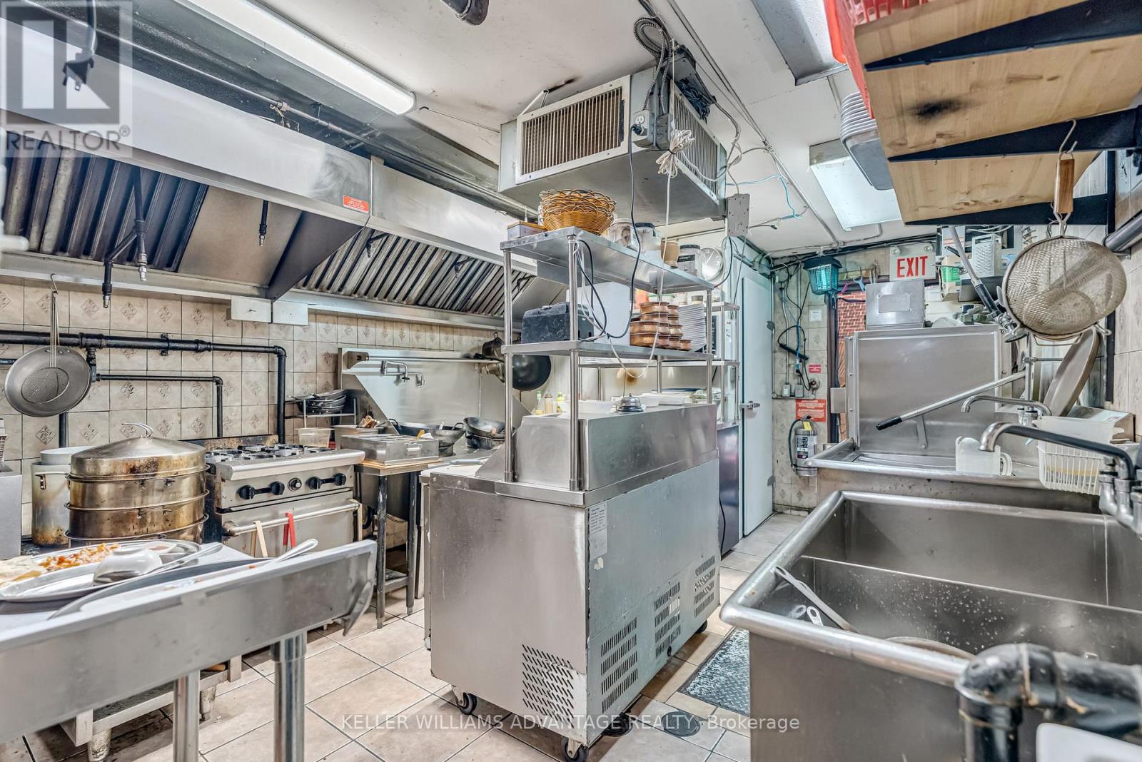 471 Danforth Avenue, Toronto, Ontario  M4K 1P1 - Photo 13 - E12835630