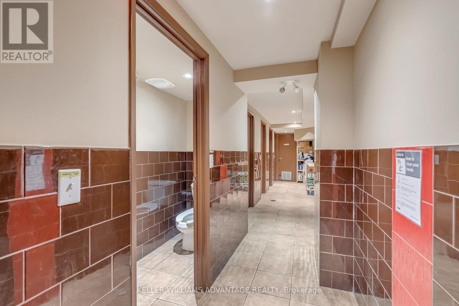 471 Danforth Avenue, Toronto, Ontario  M4K 1P1 - Photo 14 - E12835630