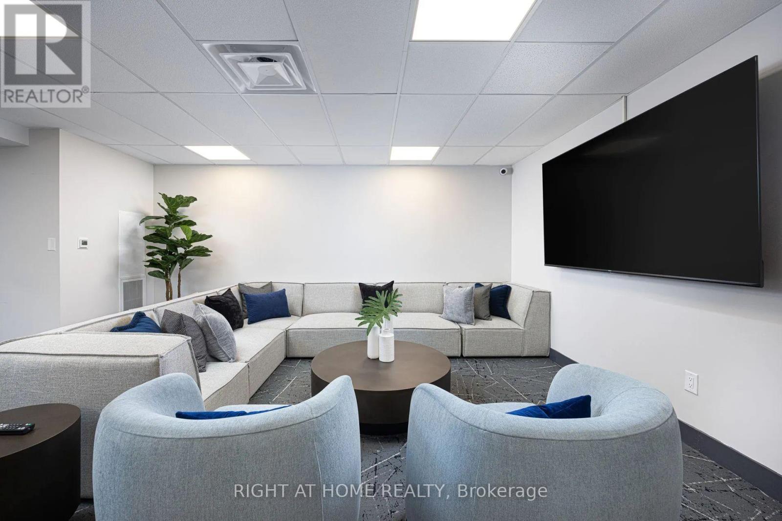 403 - 1475 Whites Road, Pickering, Ontario  L1V 0H3 - Photo 19 - E12835700