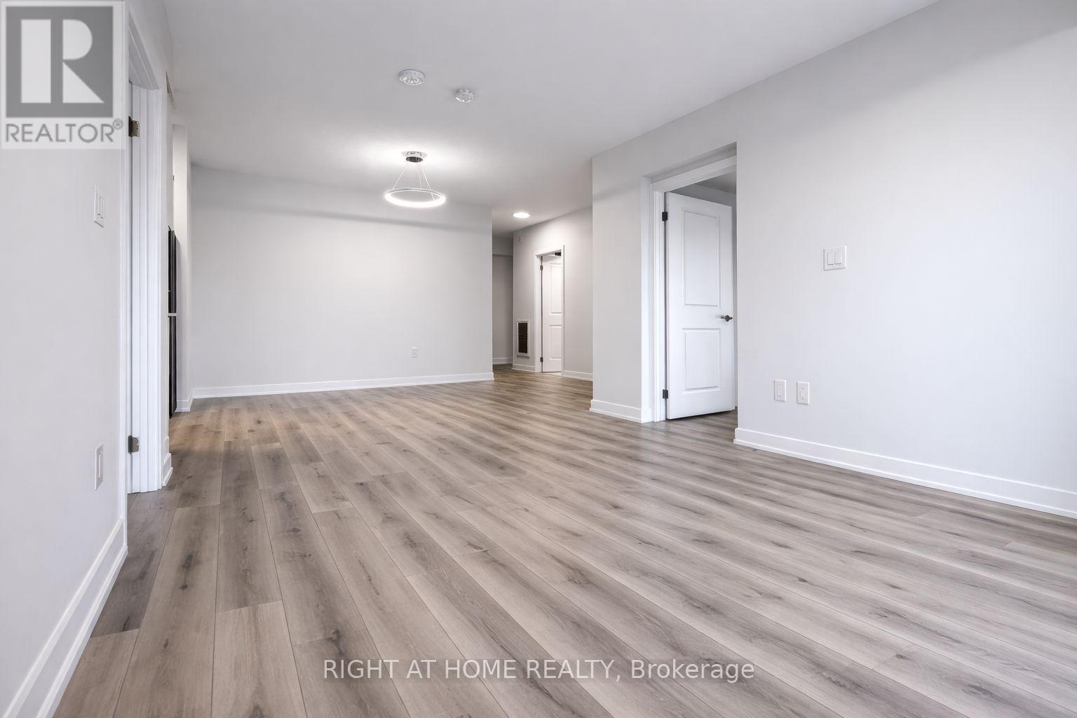 403 - 1475 Whites Road, Pickering, Ontario  L1V 0H3 - Photo 5 - E12835700