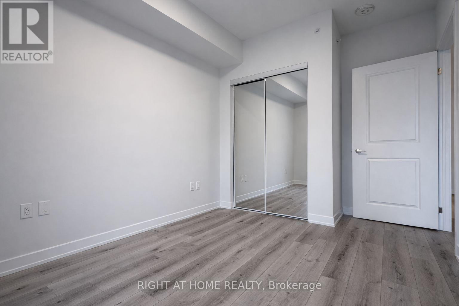 403 - 1475 Whites Road, Pickering, Ontario  L1V 0H3 - Photo 8 - E12835700