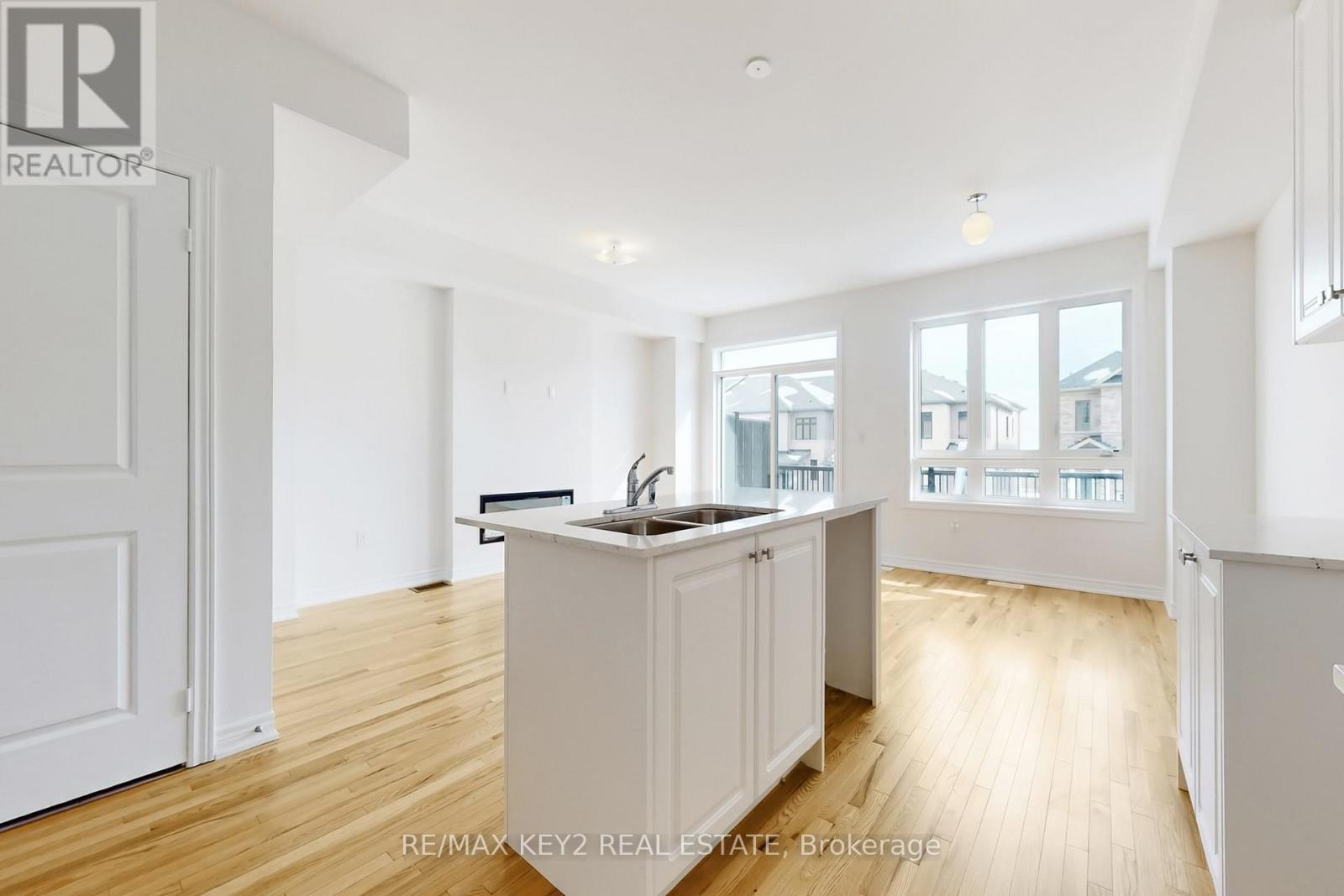 2949 Starlight Drive, Pickering, Ontario  L1X 0G8 - Photo 12 - E12835716