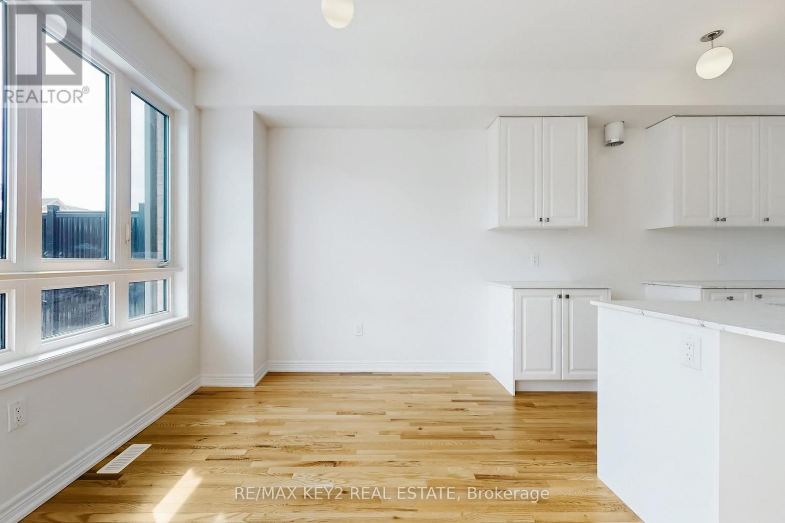 2949 Starlight Drive, Pickering, Ontario  L1X 0G8 - Photo 13 - E12835716