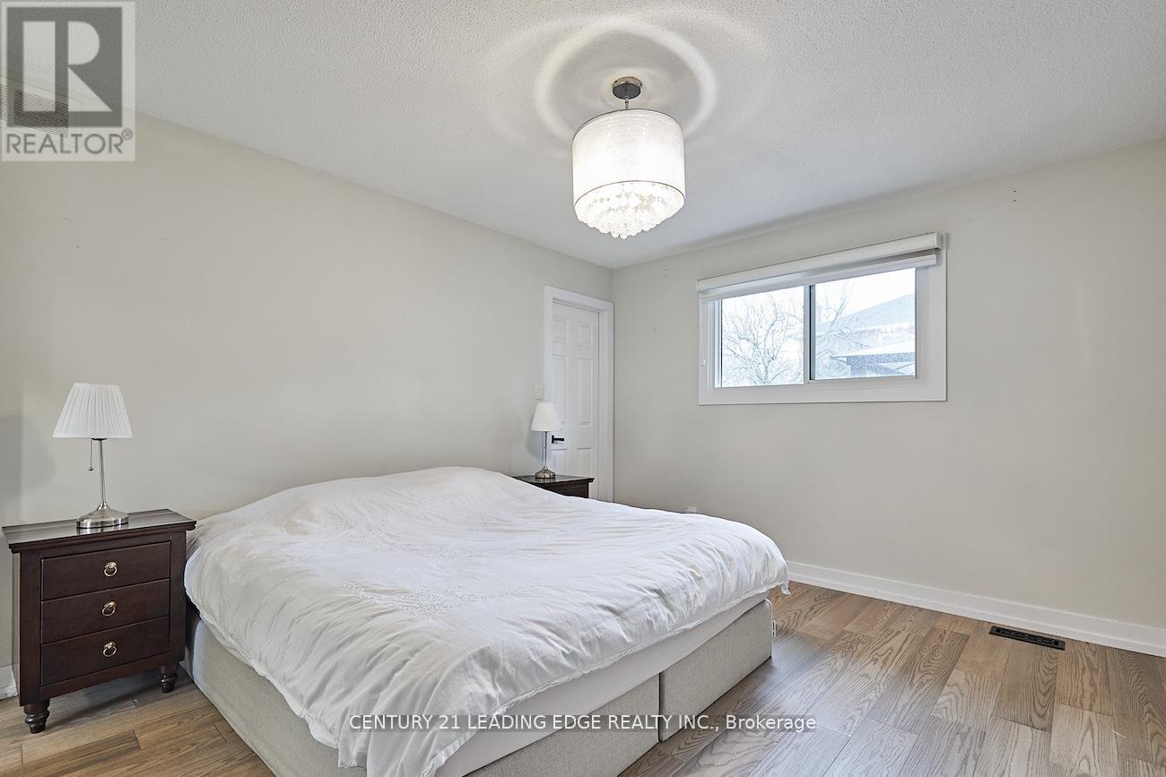 40 Waywell Street, Whitby, Ontario  L1N 8N9 - Photo 25 - E12835726