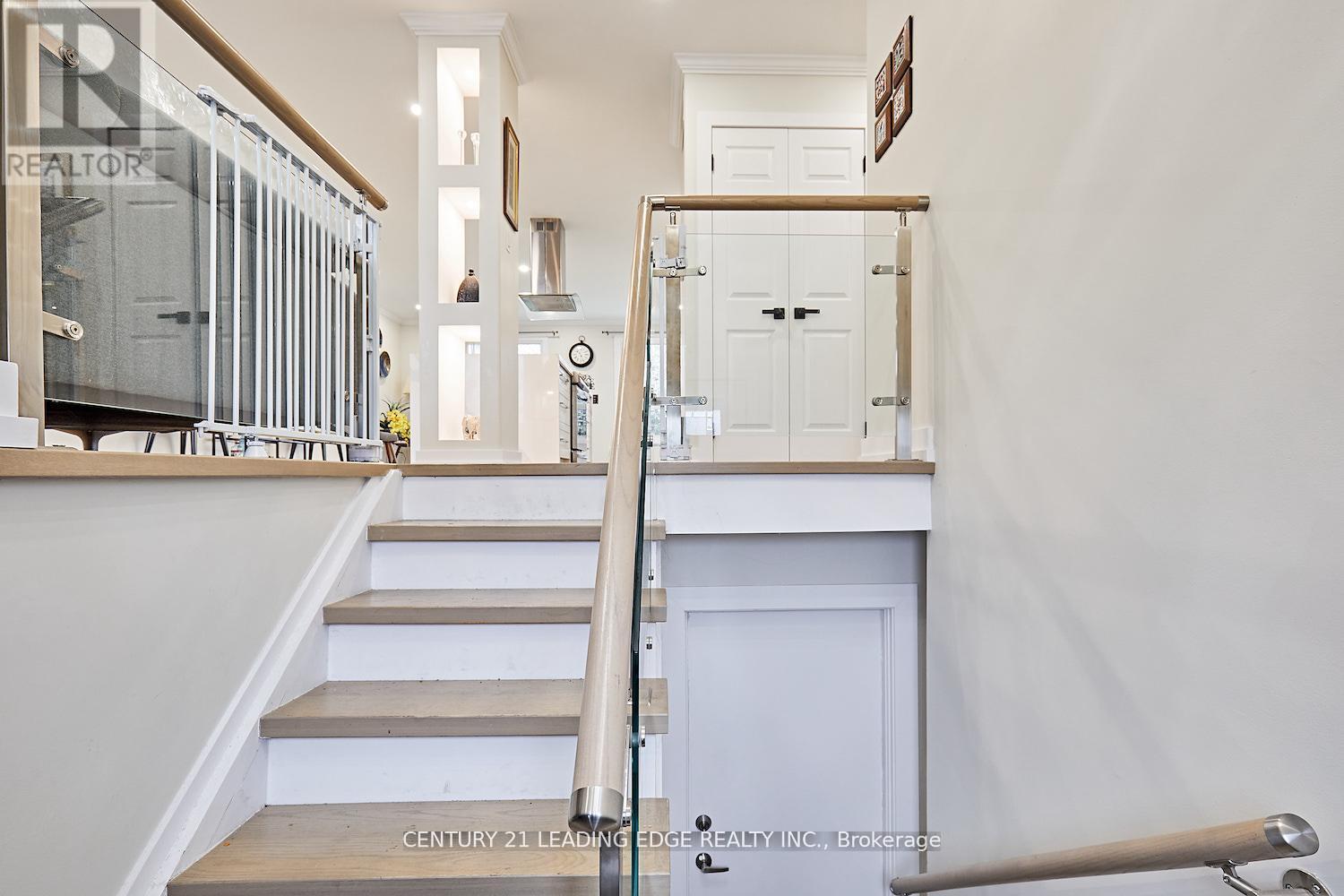 Main - 40 Waywell Street, Whitby, Ontario  L1N 8N9 - Photo 12 - E12835736