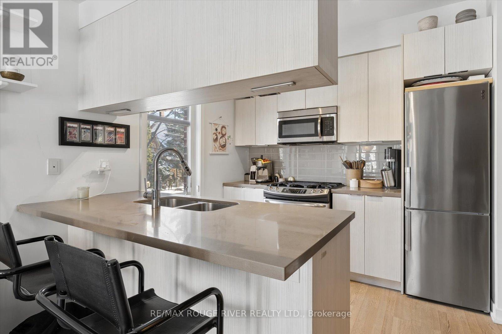 Th 1 - 150 Broadview Avenue, Toronto, Ontario  M4M 0A9 - Photo 10 - E12835744