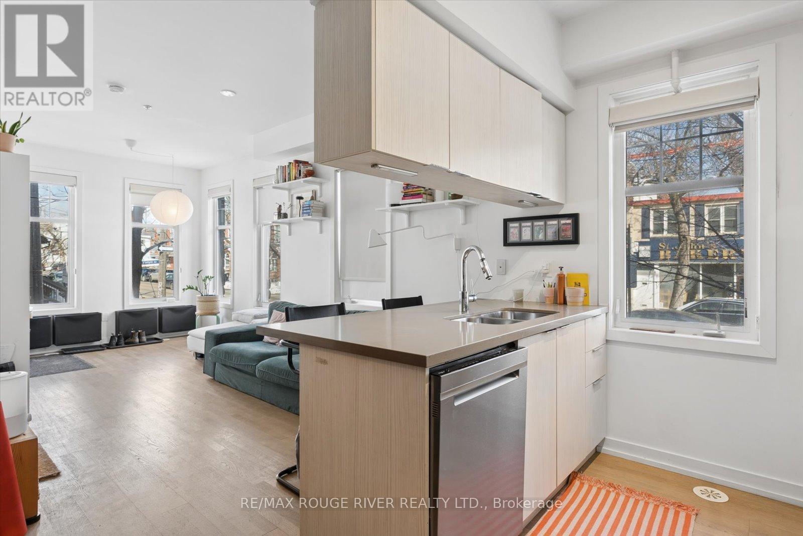 Th 1 - 150 Broadview Avenue, Toronto, Ontario  M4M 0A9 - Photo 13 - E12835744