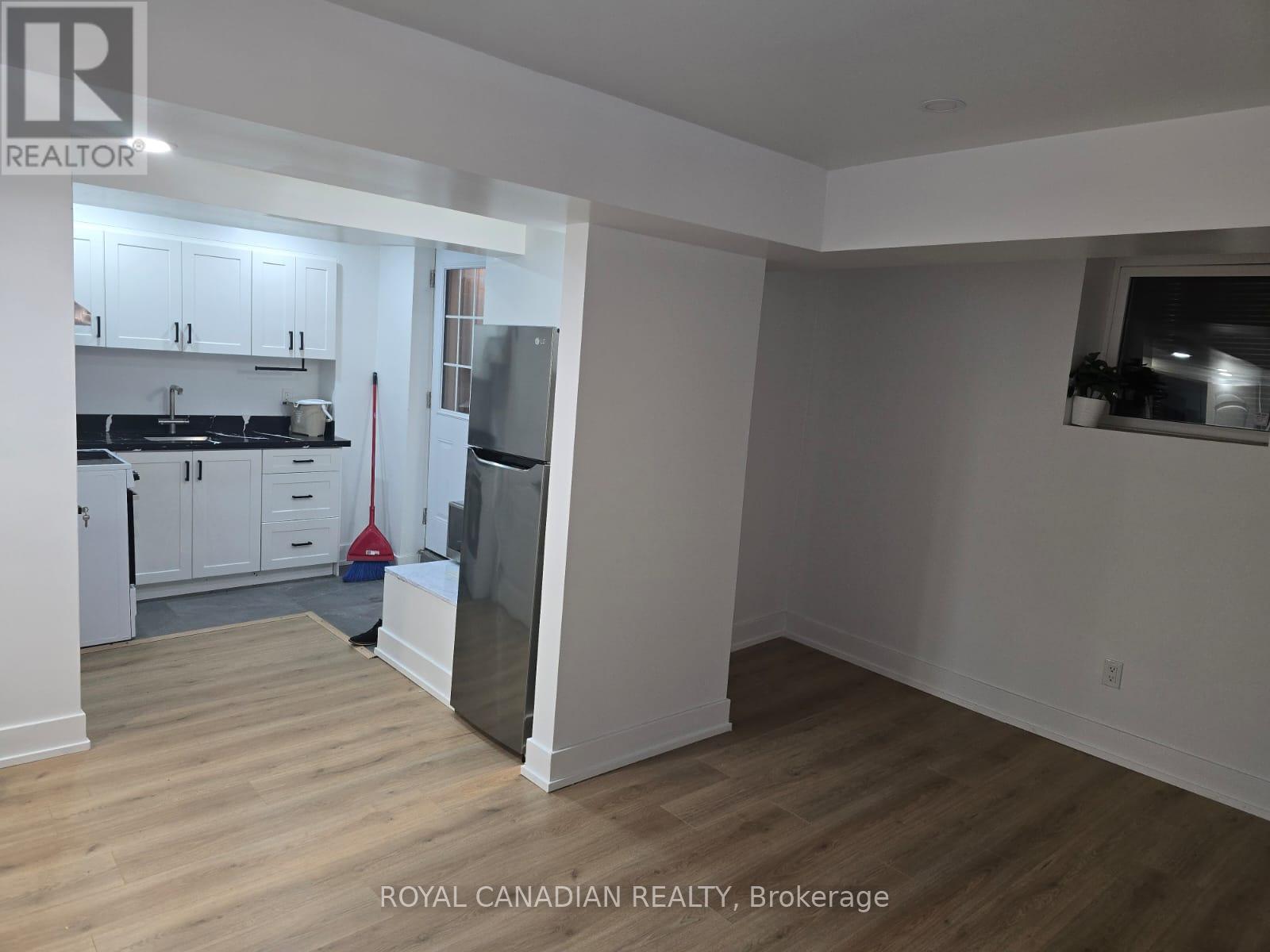 Bsmt - 1569 Edgecroft Drive, Pickering, Ontario  L1X 0B6 - Photo 3 - E12835770