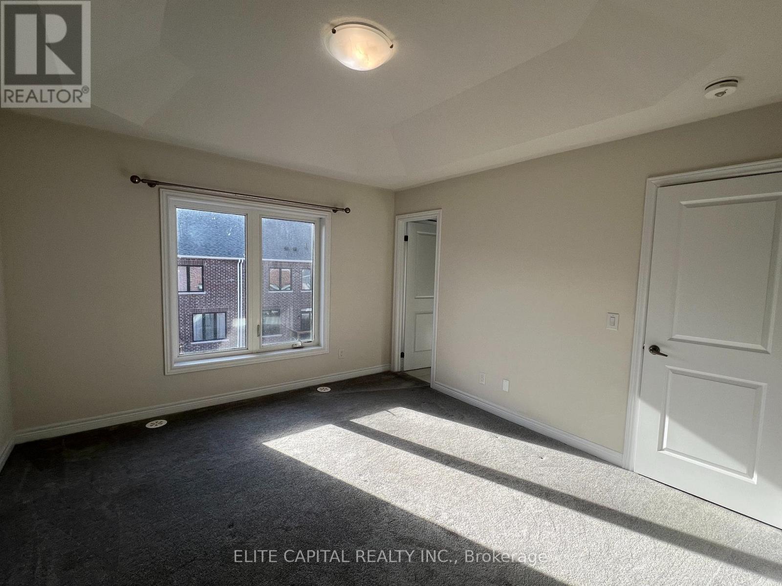 95 Elkington Crescent, Whitby, Ontario  L1P 0L7 - Photo 17 - E12835788