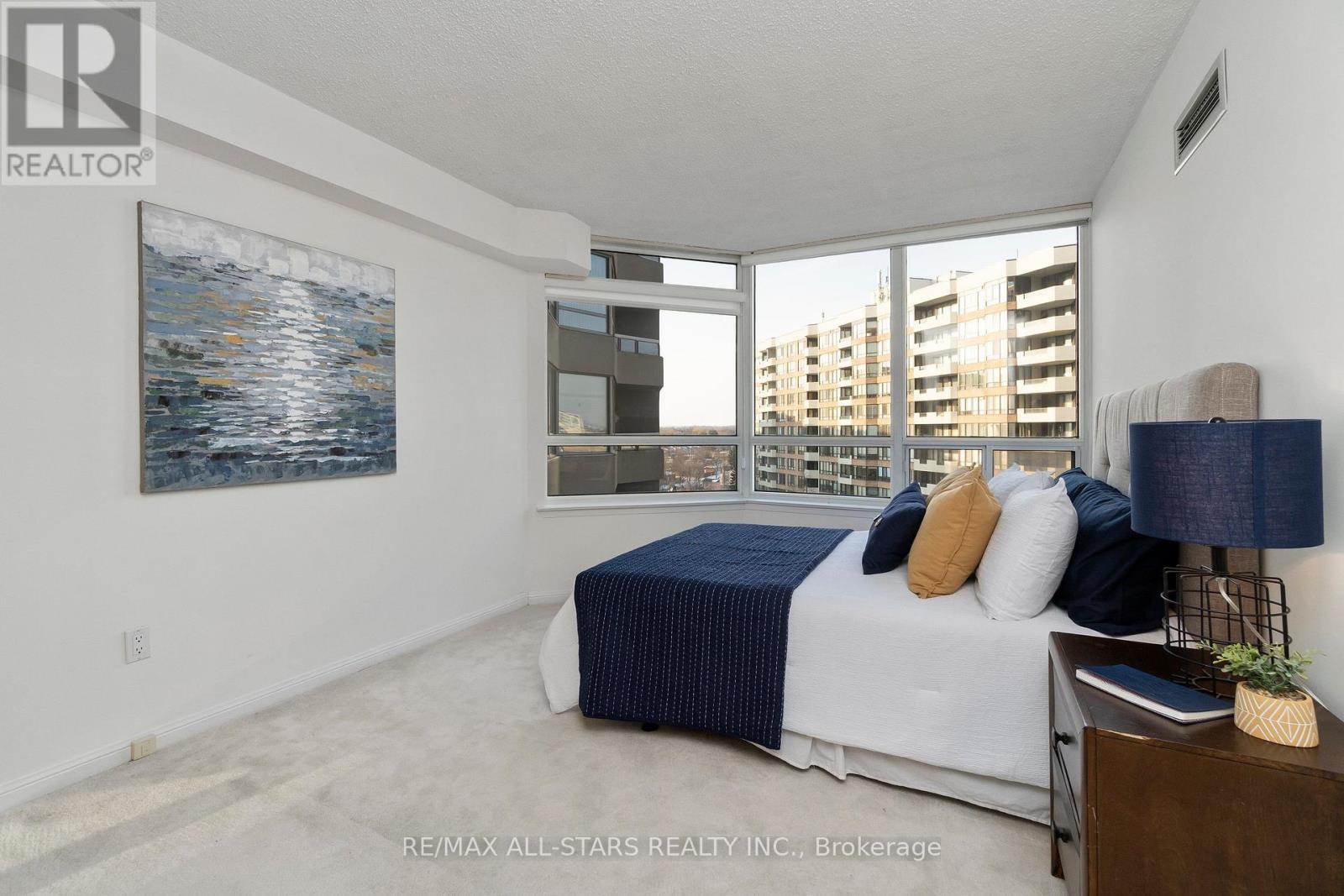 701 - 610 Bullock Drive, Markham, Ontario  L3R 0G1 - Photo 27 - N12835542