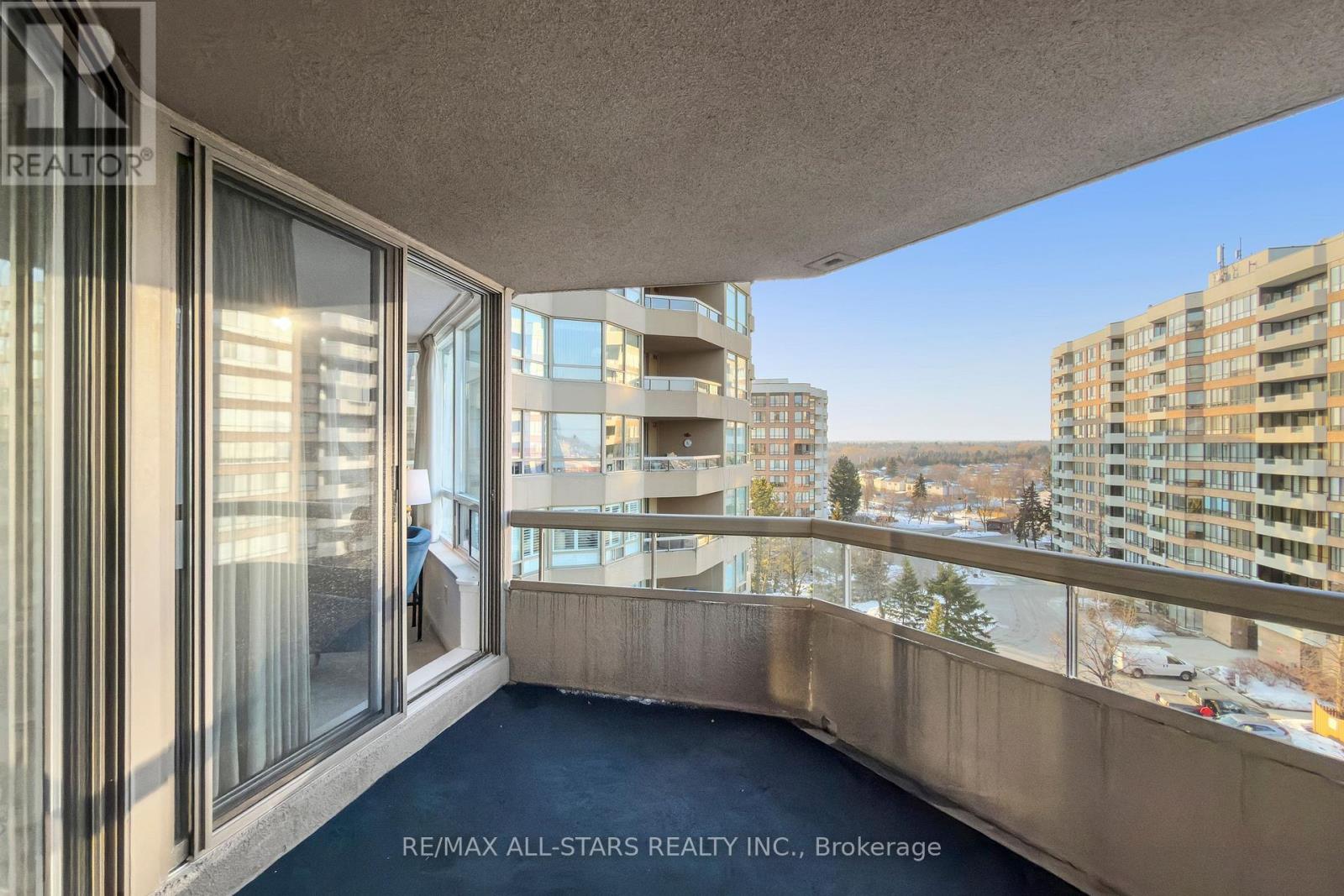 701 - 610 Bullock Drive, Markham, Ontario  L3R 0G1 - Photo 33 - N12835542