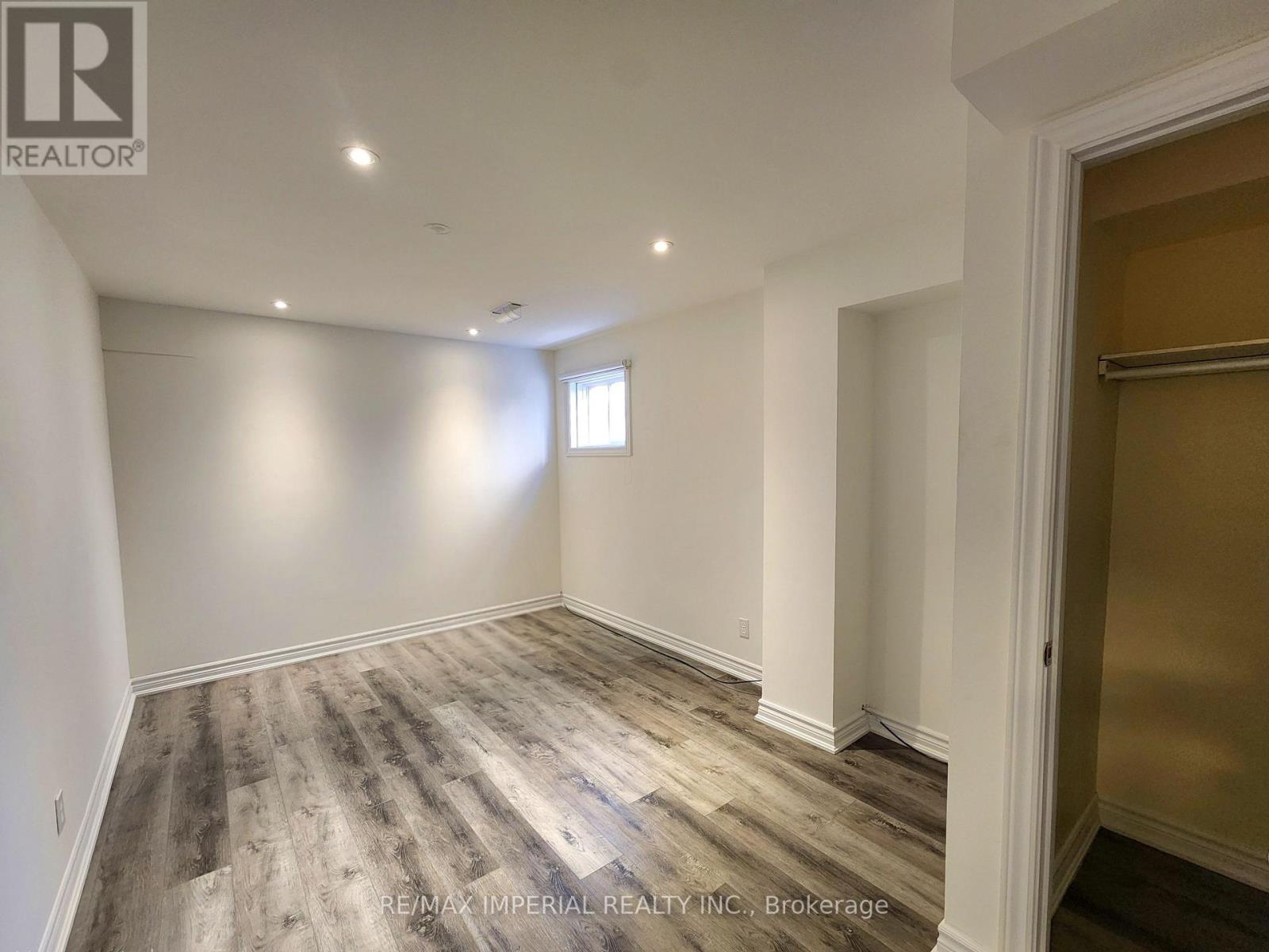 Lower - 9 Caramel Crescent, Richmond Hill, Ontario  L4S 2P9 - Photo 5 - N12835620