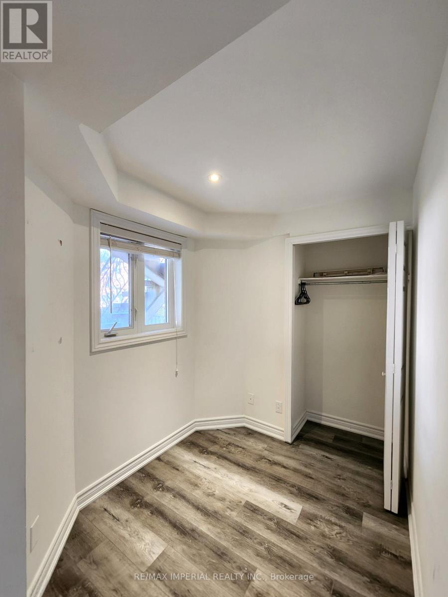 Lower - 9 Caramel Crescent, Richmond Hill, Ontario  L4S 2P9 - Photo 6 - N12835620