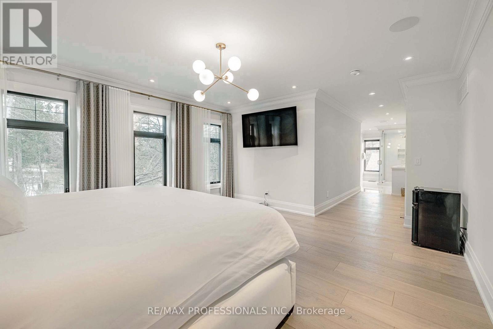 152 Wells Street, Aurora, Ontario  L4G 1T7 - Photo 22 - N12835646