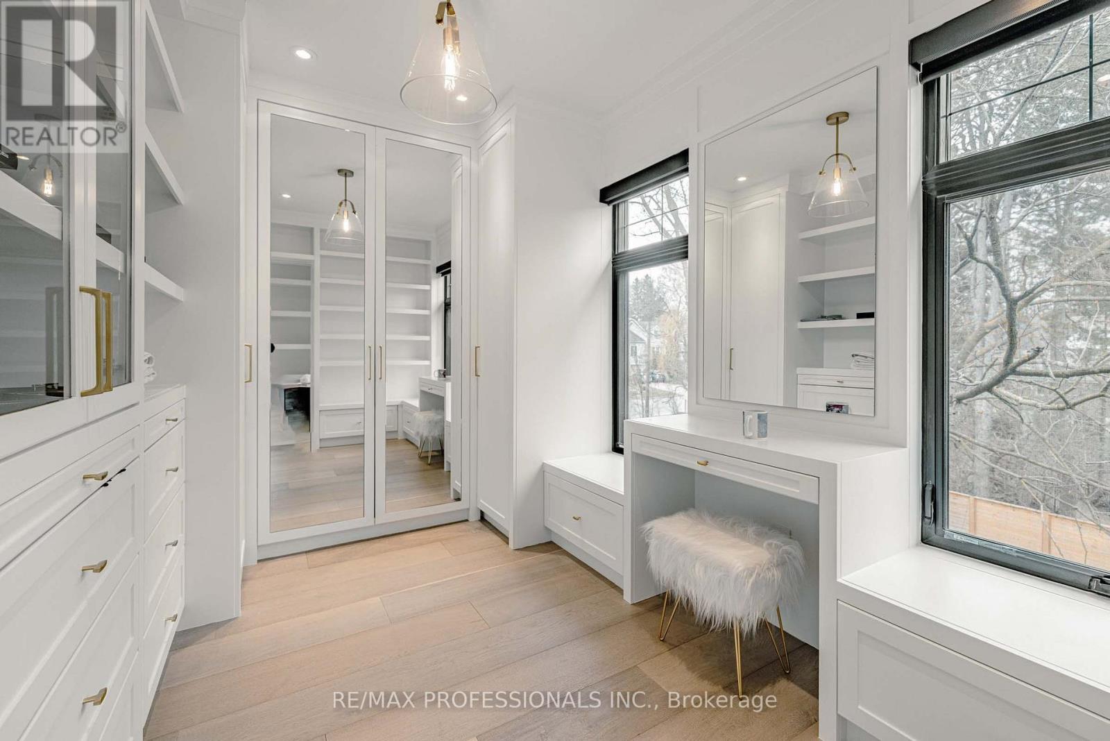 152 Wells Street, Aurora, Ontario  L4G 1T7 - Photo 27 - N12835646