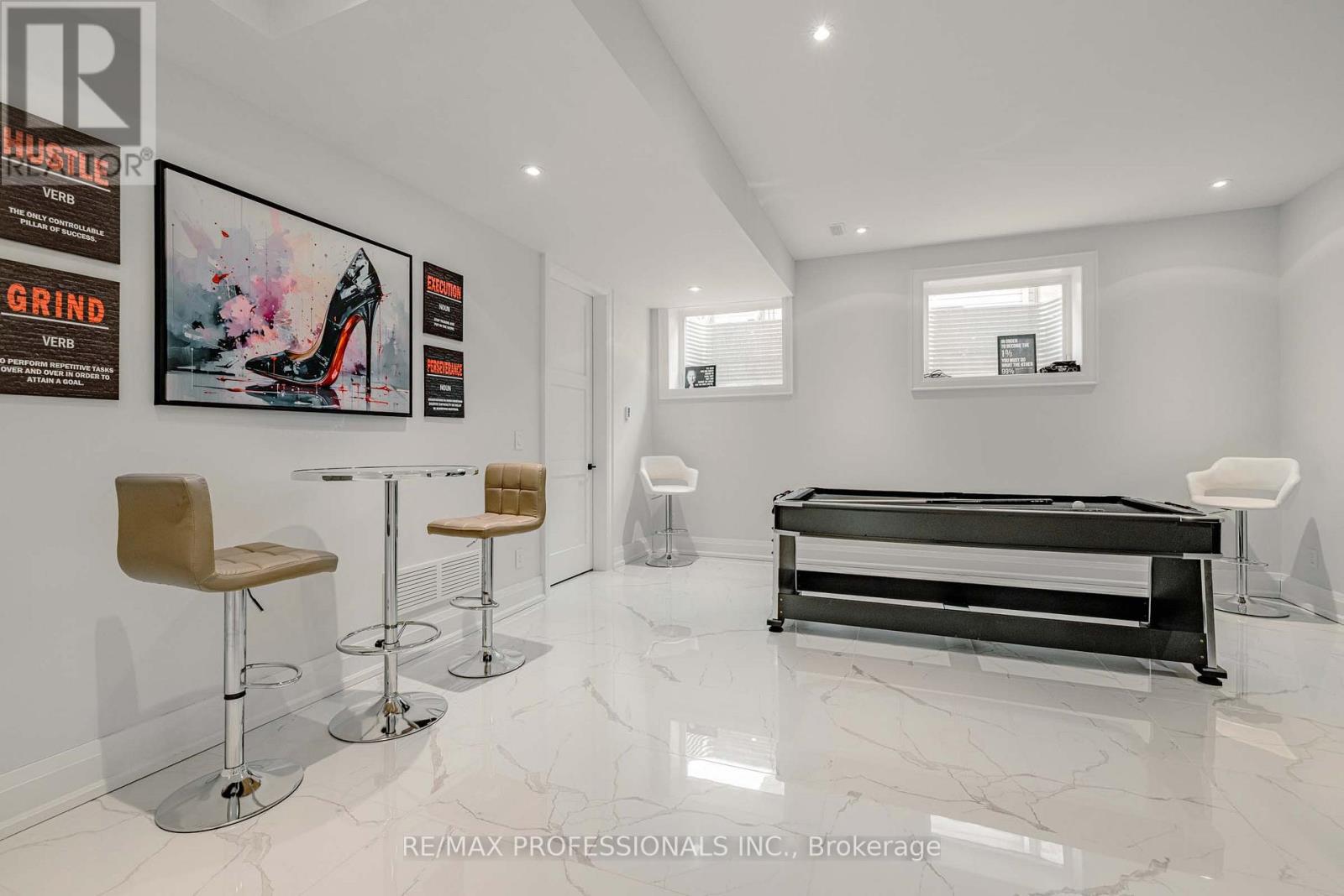 152 Wells Street, Aurora, Ontario  L4G 1T7 - Photo 36 - N12835646