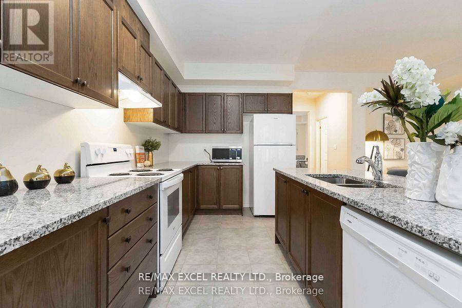 69 William F Bell Parkway, Richmond Hill, Ontario  L4S 0K1 - Photo 14 - N12835664