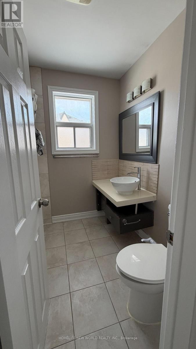 Main - 5 Rockport Crescent, Richmond Hill, Ontario  L4C 2L5 - Photo 11 - N12835758